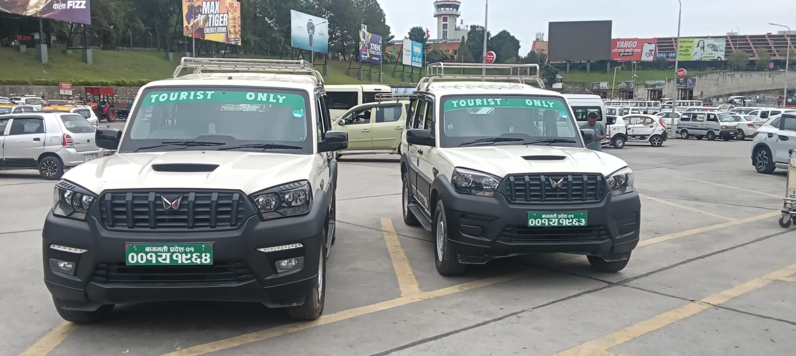 White tourist jeeps with driver for hire in Kathmandu