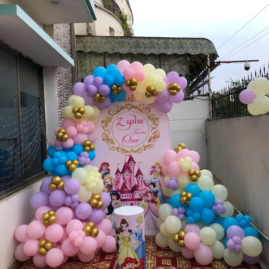 Balloon Birthday Decoration Setup in Lahore