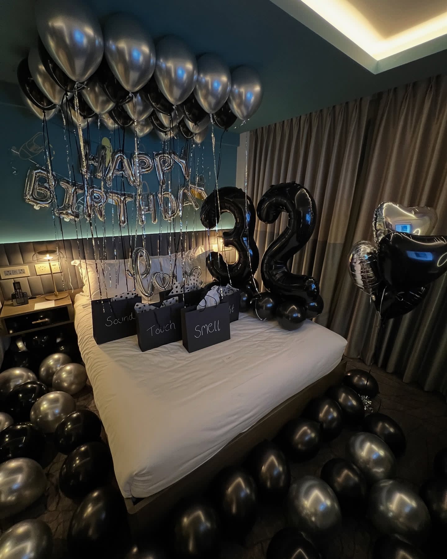 Birthday Hotel Room Setup in Lahore