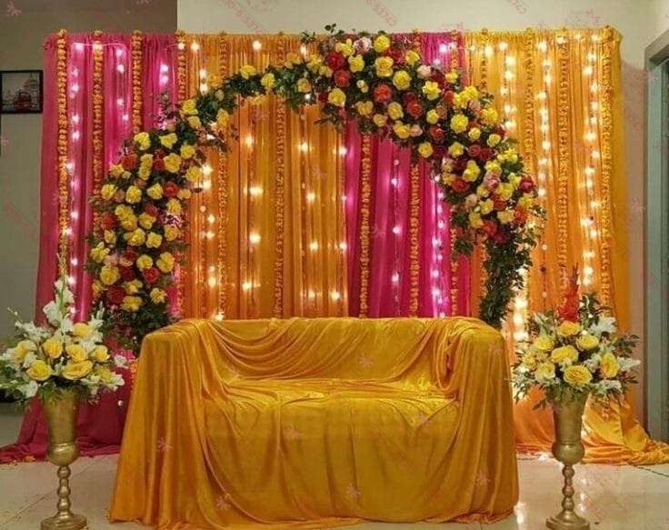 Dholki Floral Mehndi Decor Lahore