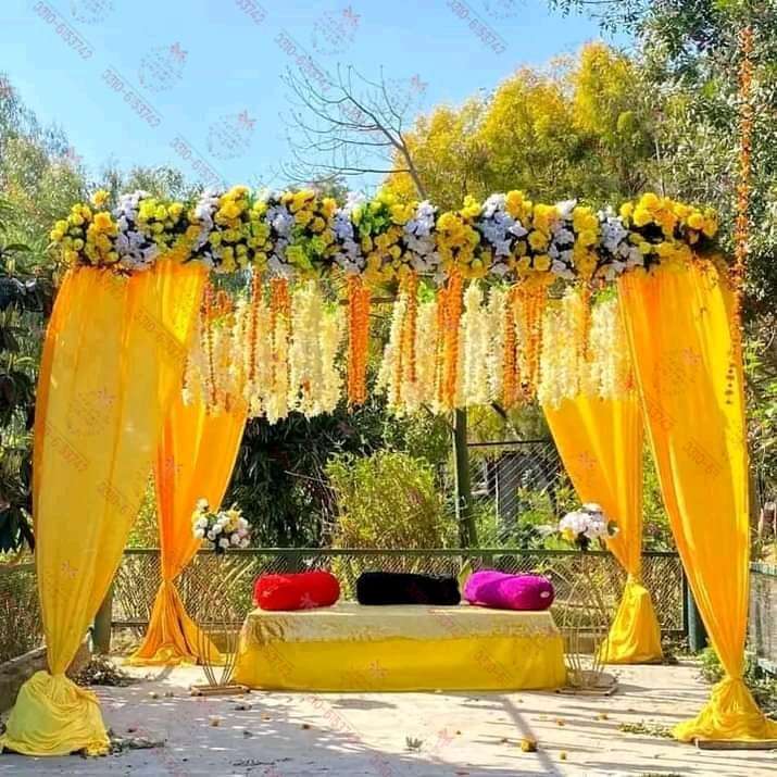 Yellow Mayon Mehndi Decor Lahore