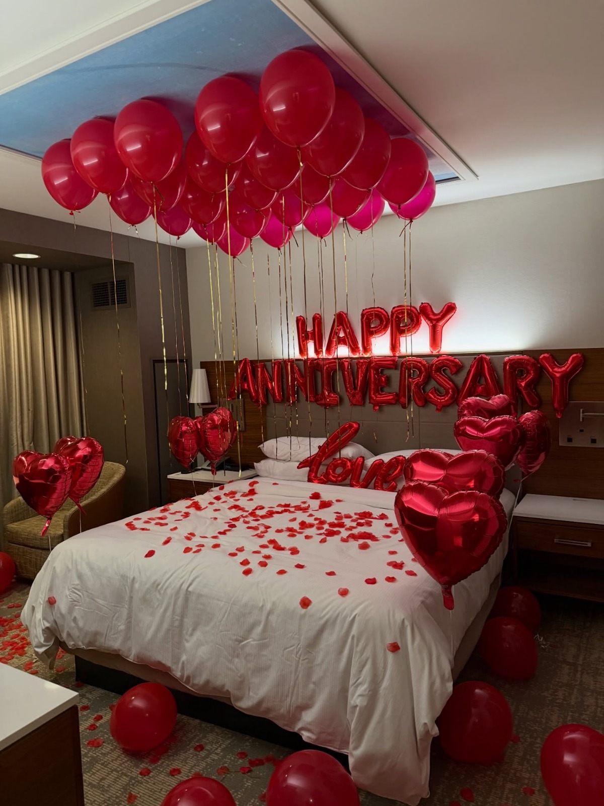 Anniversary couple room decoration in Lahore