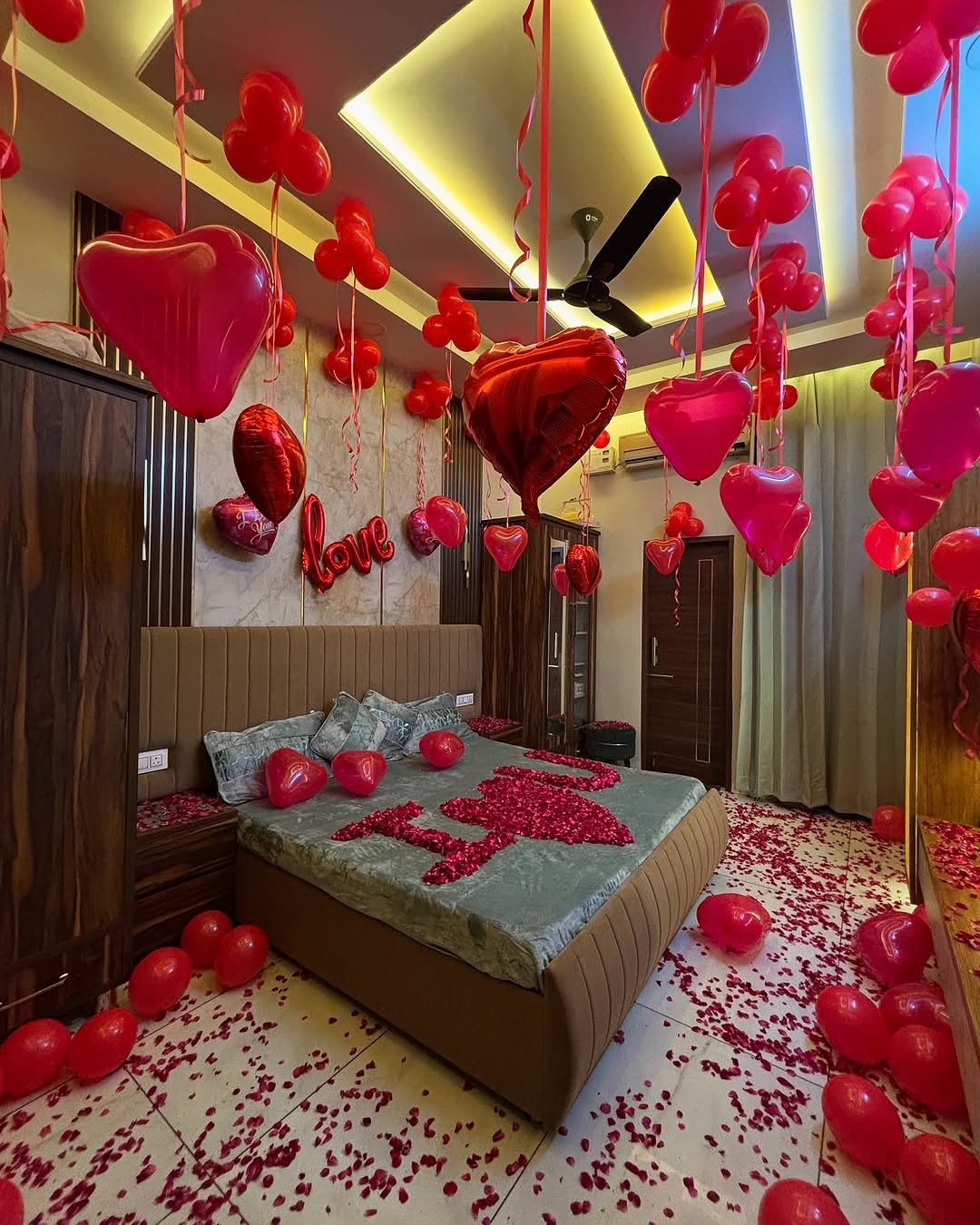 Romantic anniversary decoration in Lahore