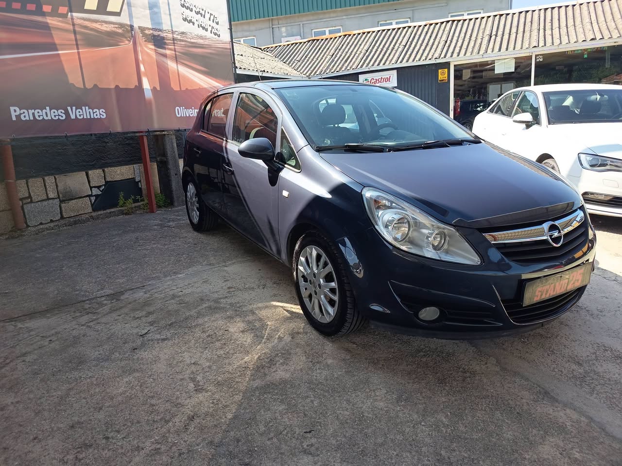 Opel Corsa  2009 usado — fotografia 1 de 5