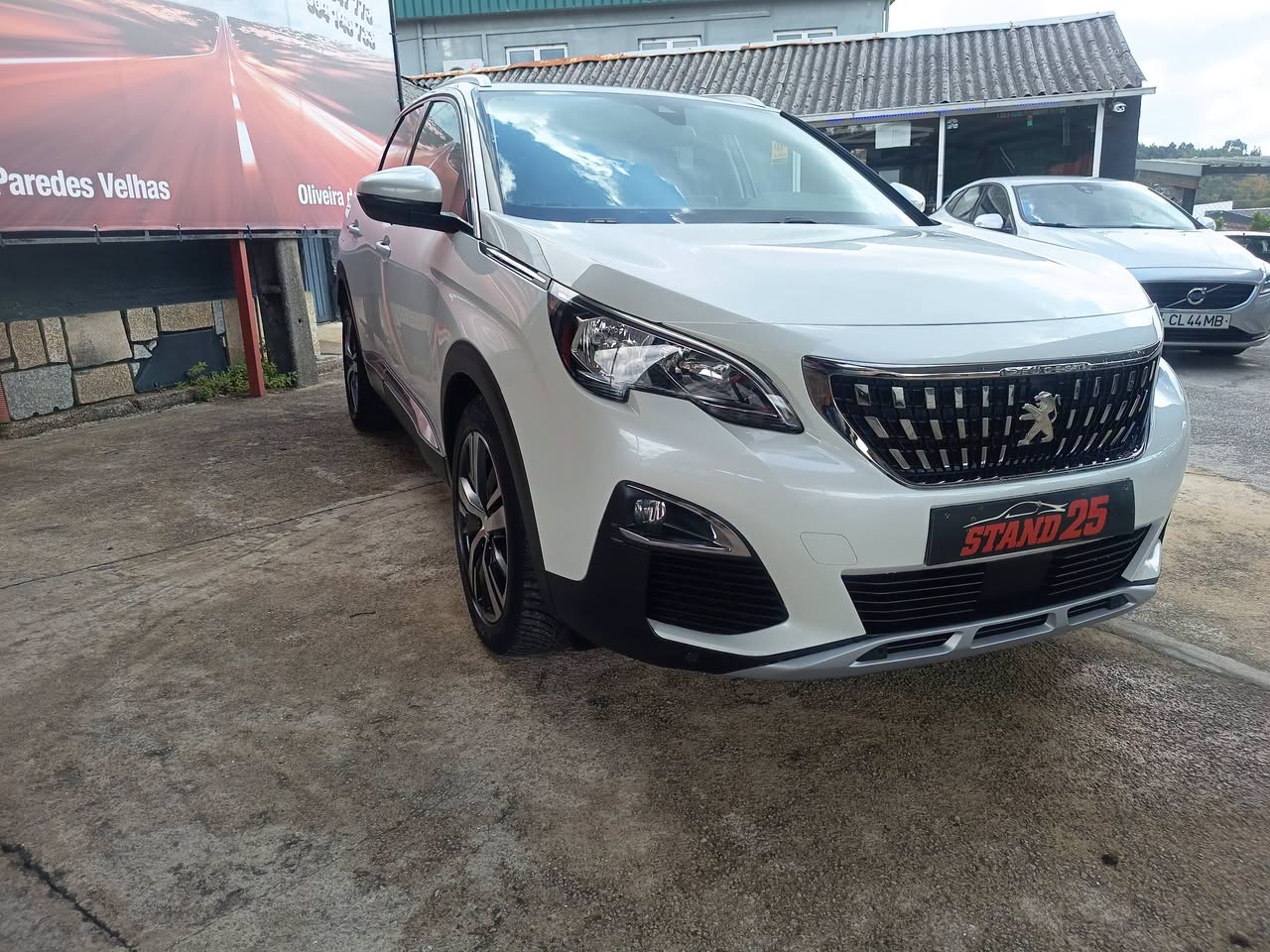 Peugeot 3008 1.6 Blue HDI Allure 2018 usado — fotografia 1 de 5