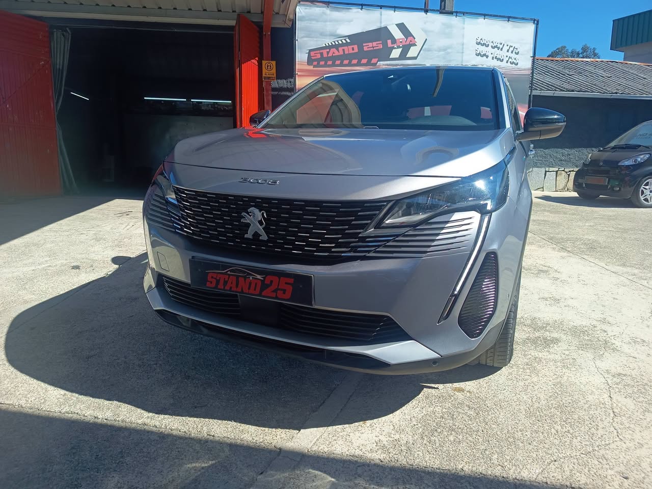 Peugeot 3008 1.6 Hybrido Allure Pack 2023 usado — fotografia 1 de 6