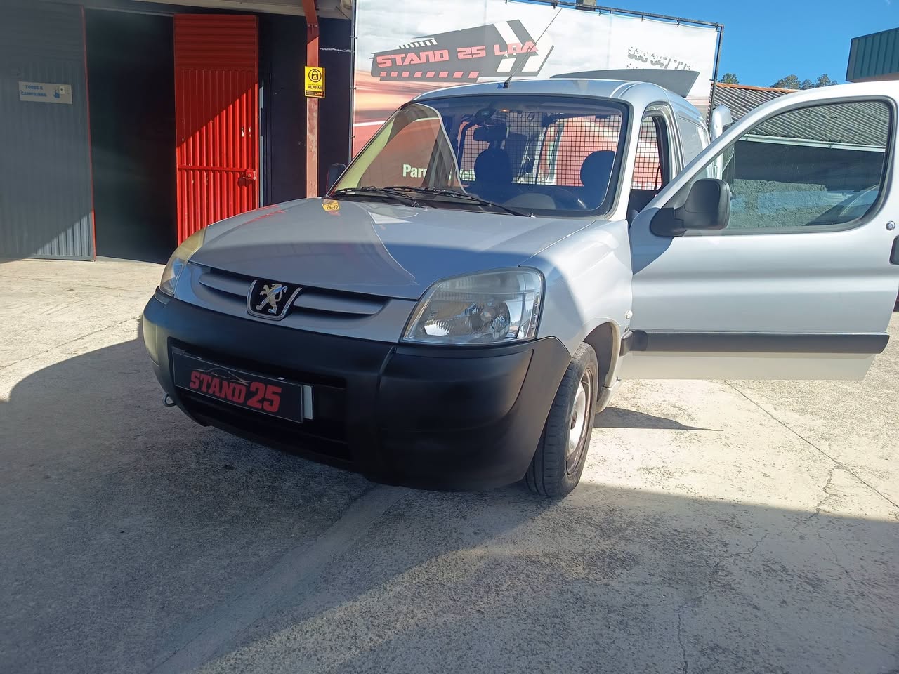 Peugeot Partner 1.600 HDI 2008 usado — fotografia 1 de 5