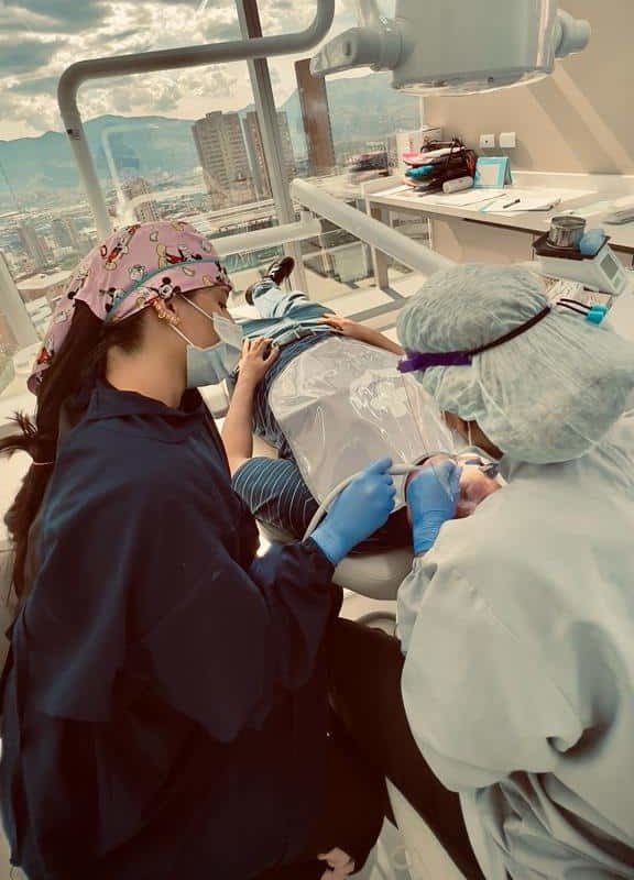 Dental implant procedure in progress at Colombia Care Dental, Medellín