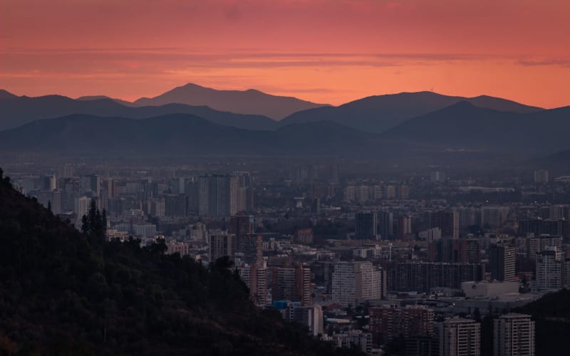 Santiago de Chile al atardecer, sede Vitacura