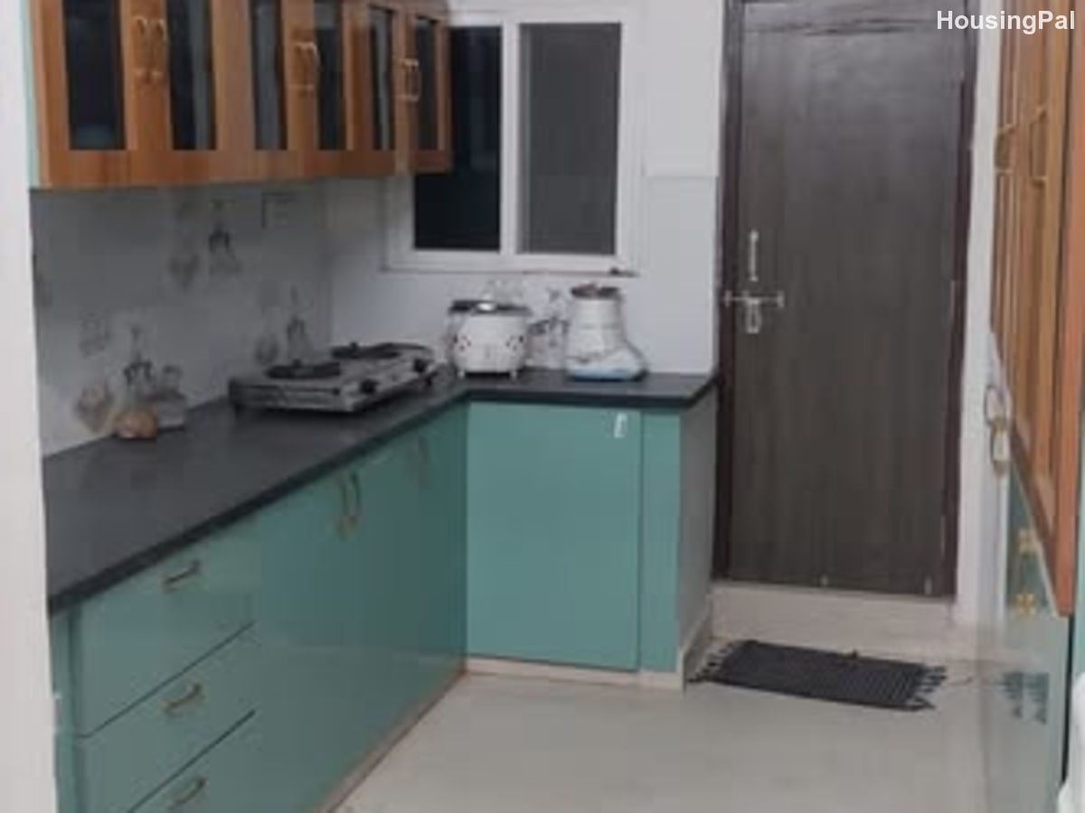 2 BHK Fully Furnished Flat in Madhapur