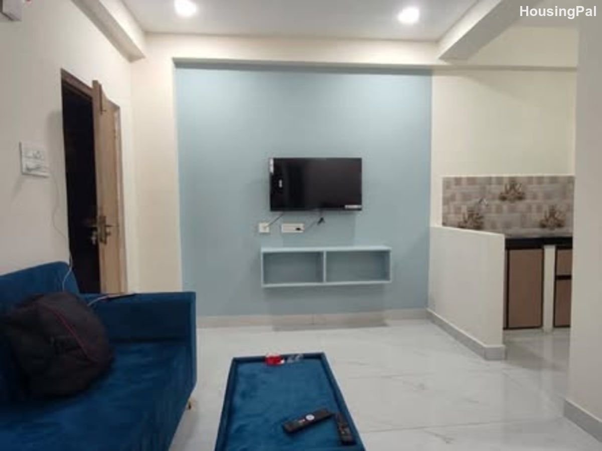 1 BHK Fully Furnished Flat in Kondapur