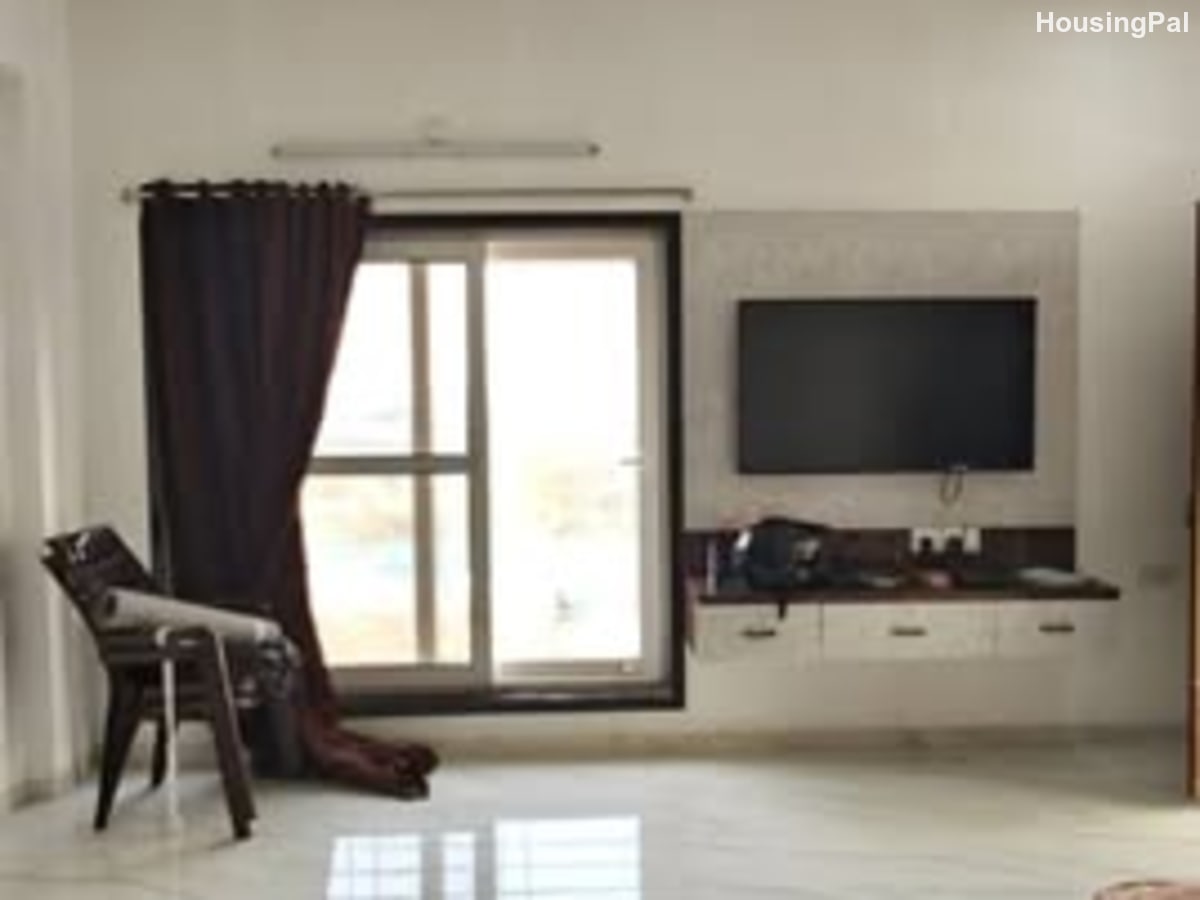 2 BHK Semi-Furnished Flat in Kondapur