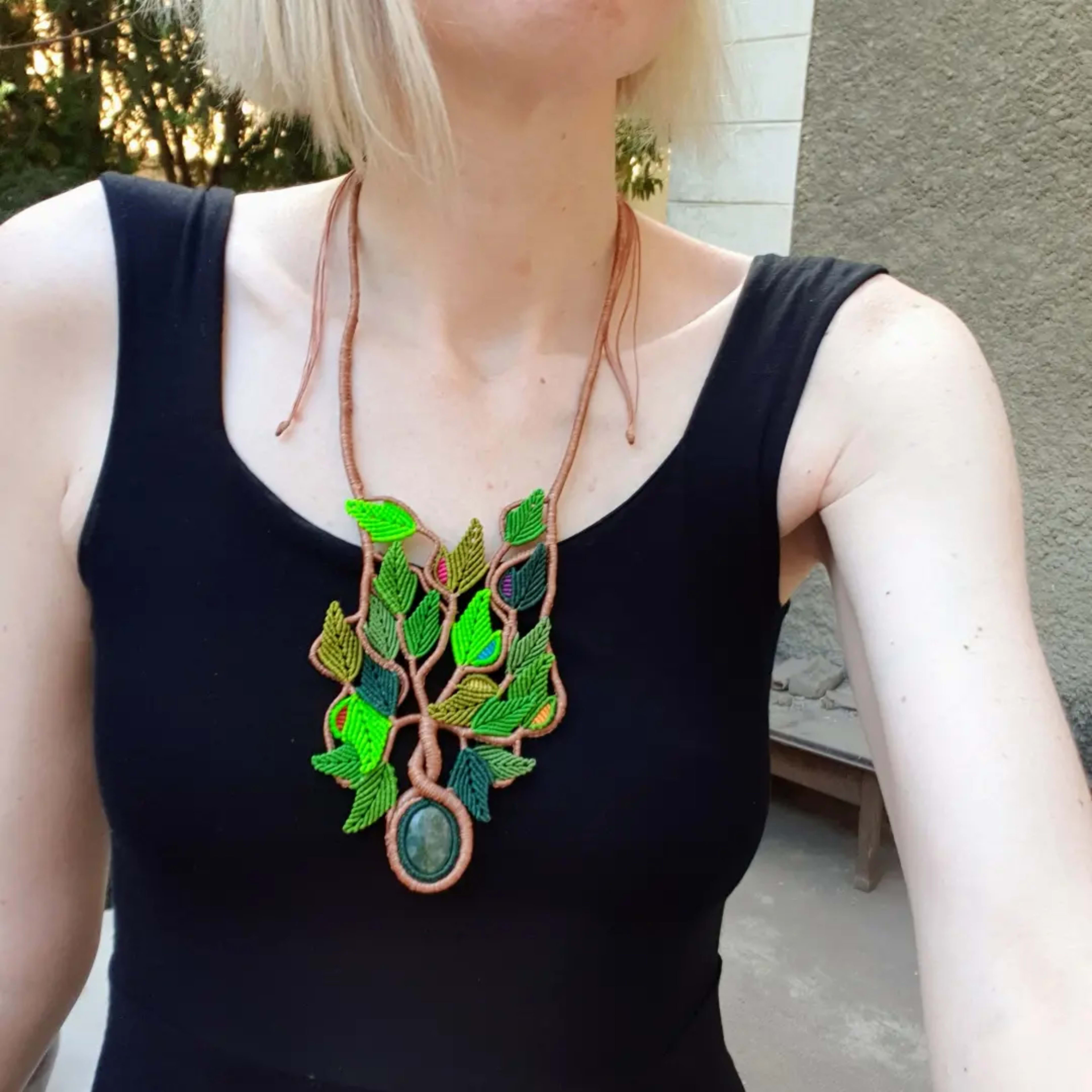 Macrame Green Tree Necklace Moss Agate Stone, with little Rainbow Accents