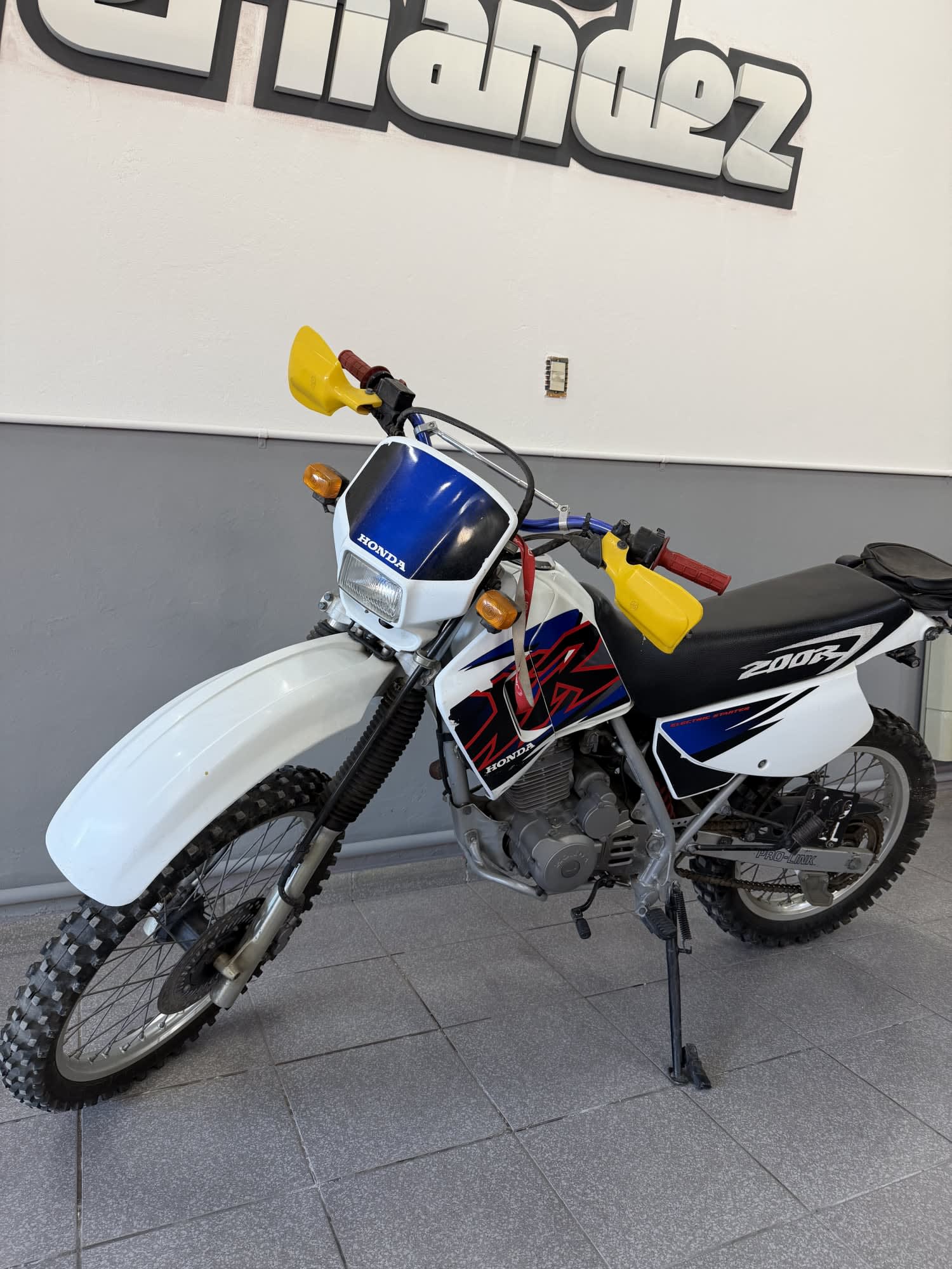 XR200R - Miniatura 3