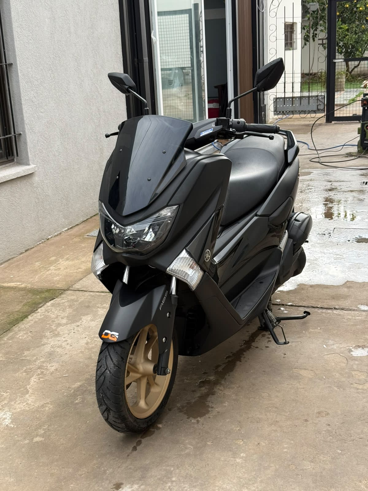 NM-X SCOOTER