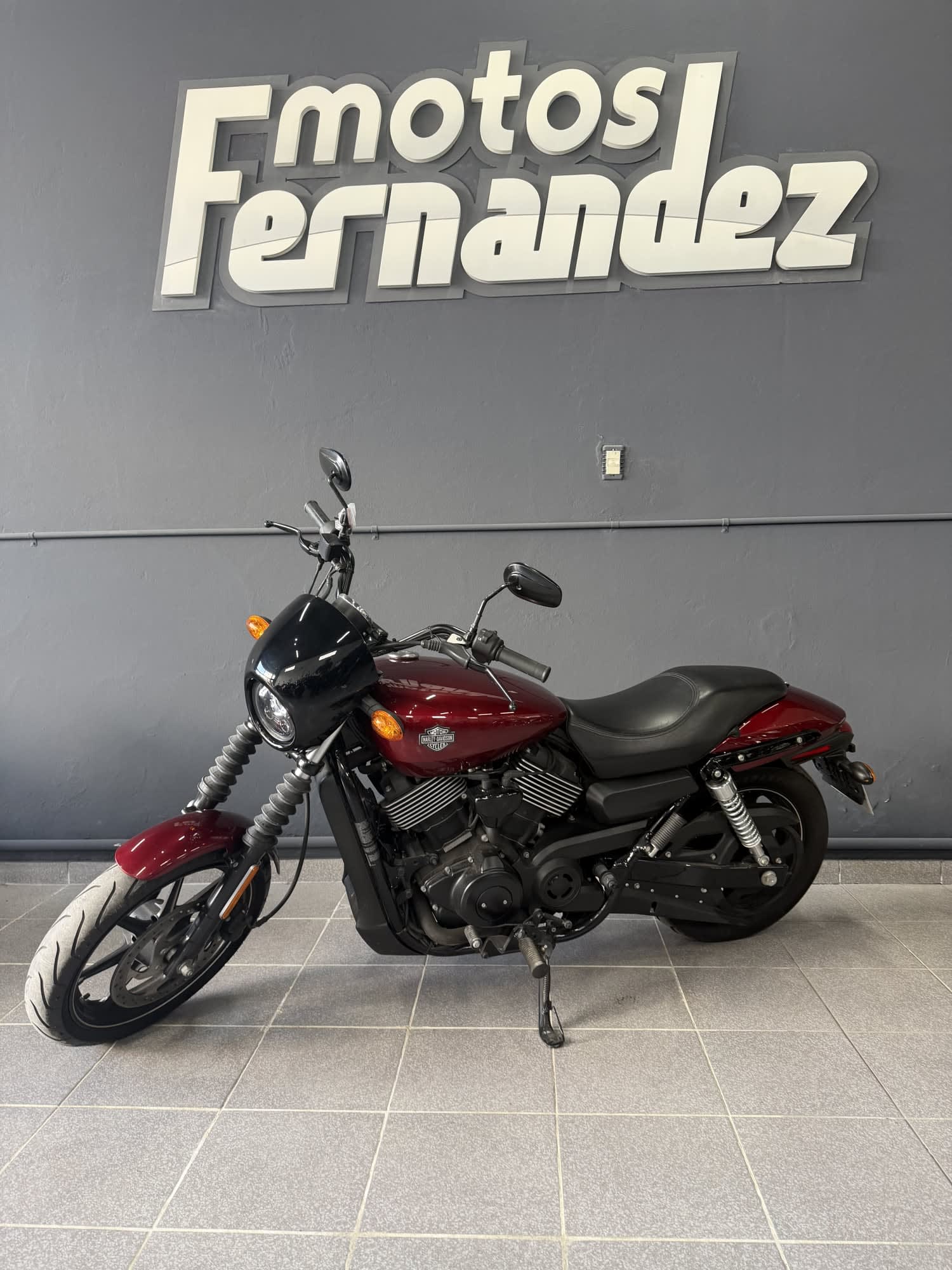 XG 750 Street - Miniatura 3