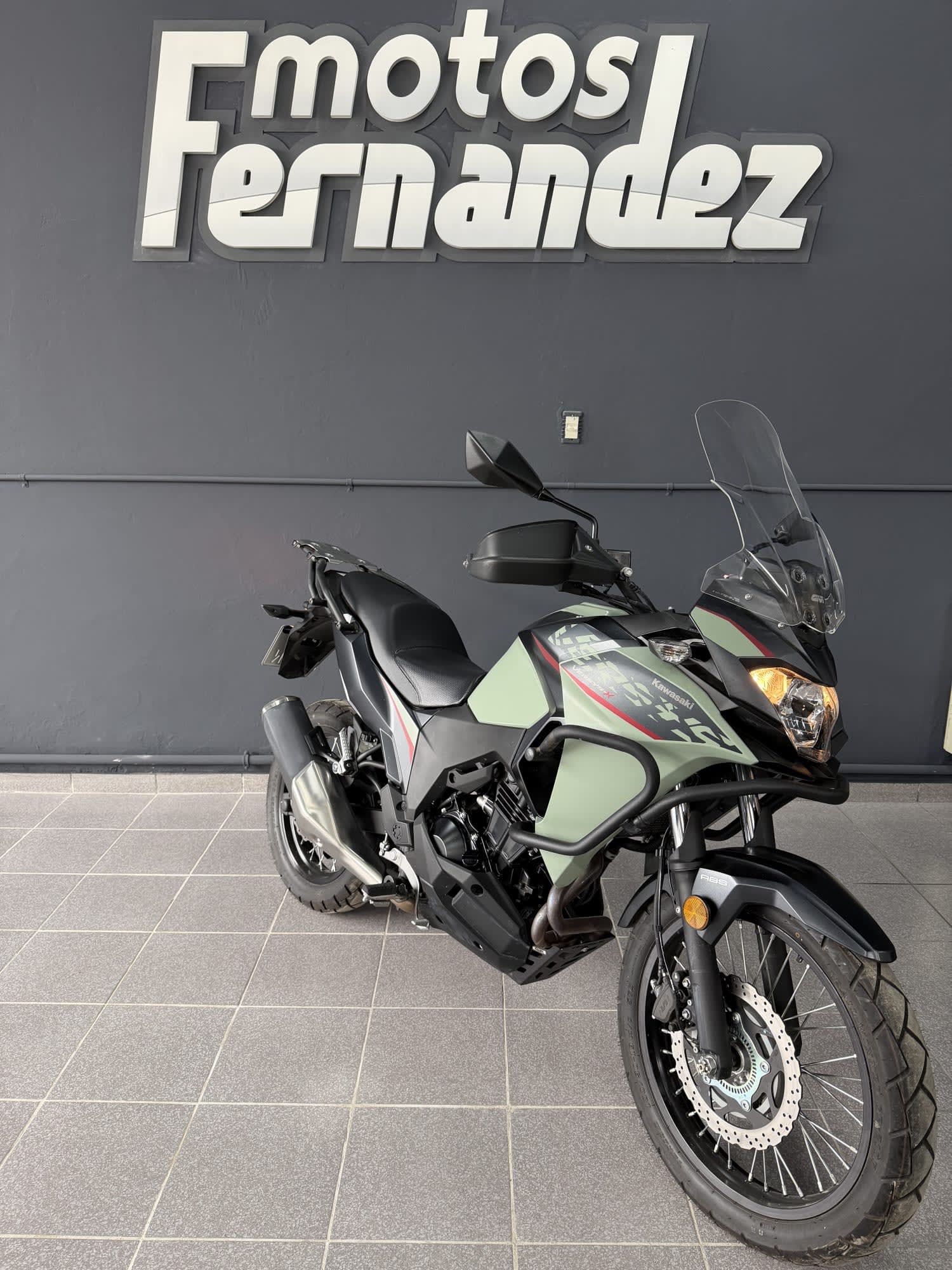 Versys 300 - Miniatura 3