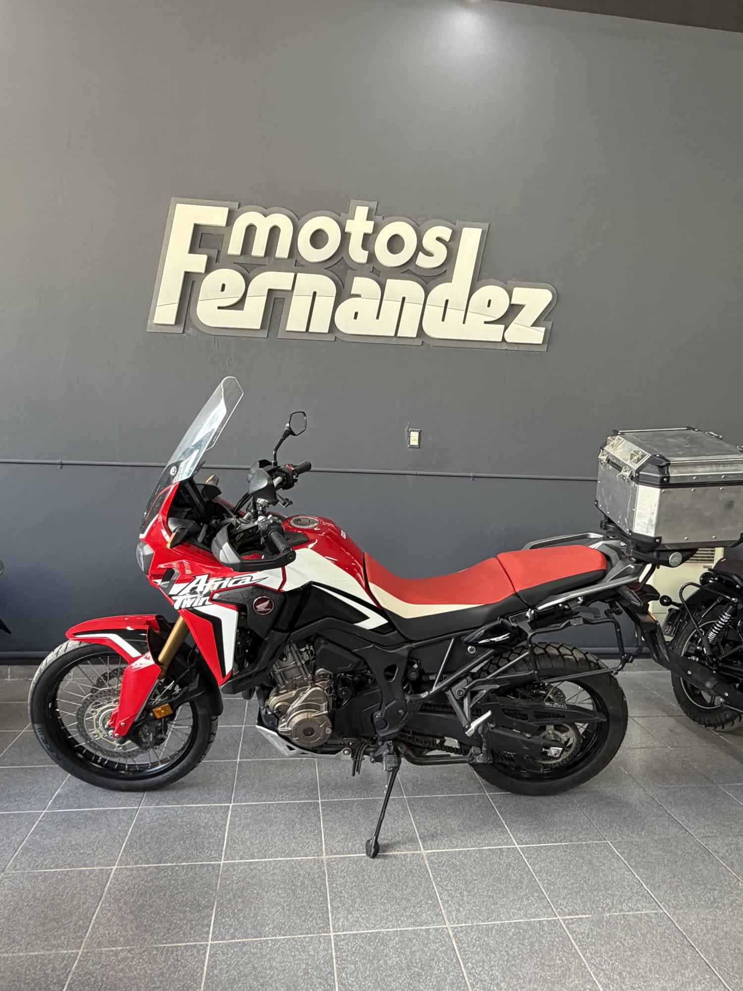 CRF 1000 AFRICA TWIN - Miniatura 3
