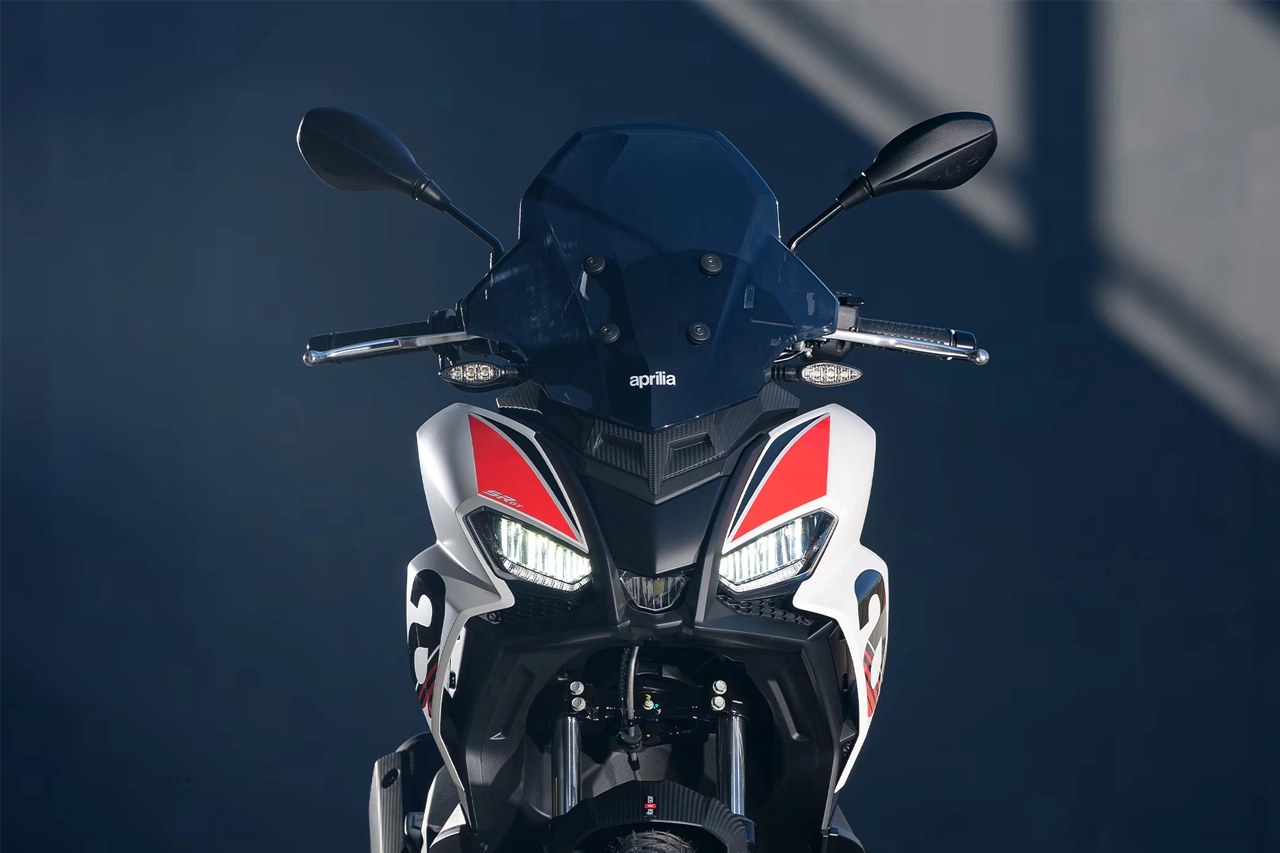 Aprilia SR GT 200 Sport - Thumbnail 6