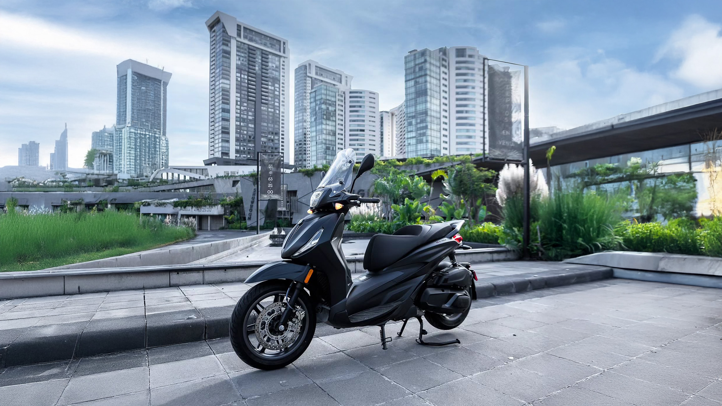 Piaggio Beverly 400 - Thumbnail 3