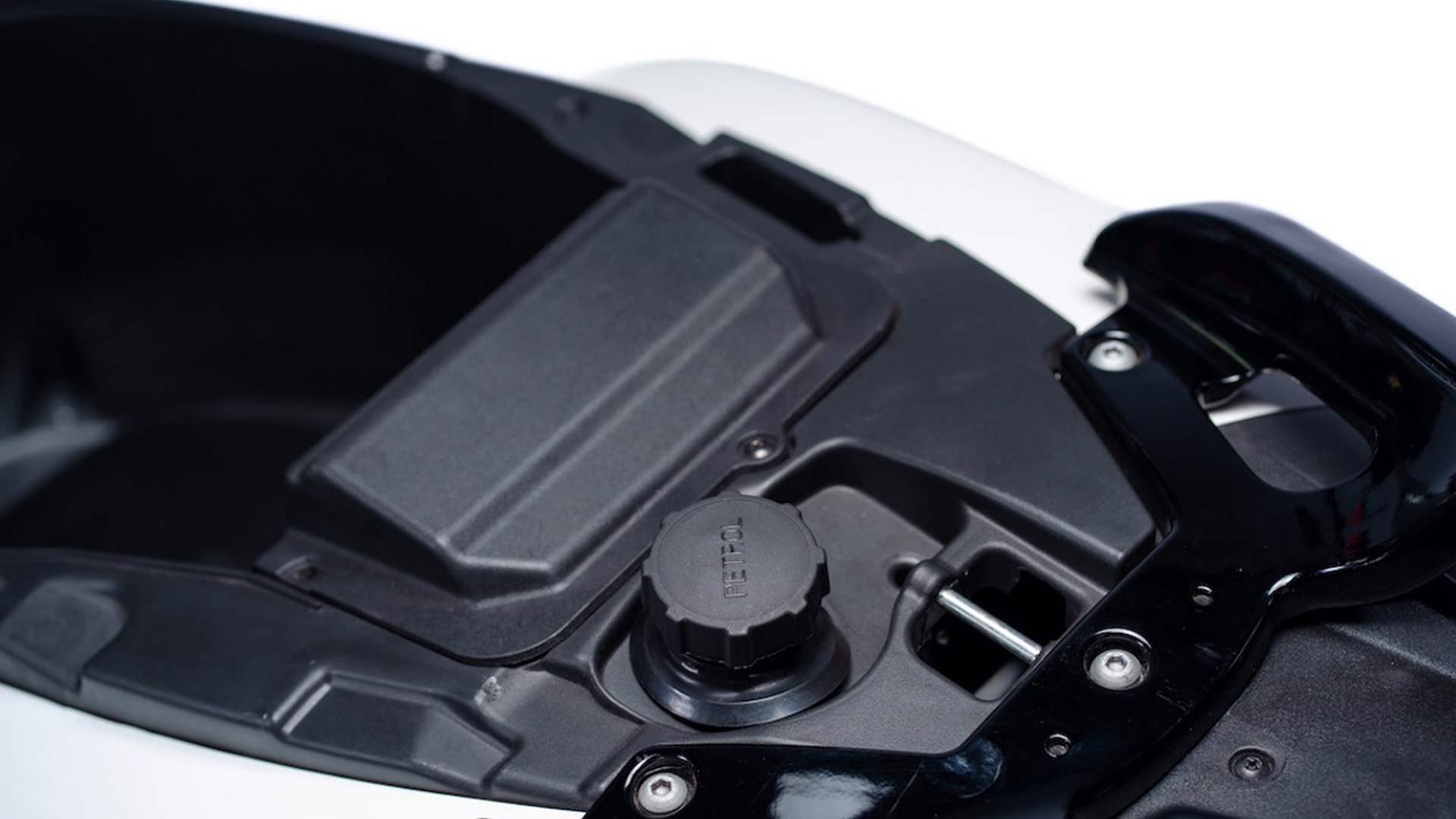 Aprilia SR 160 - Thumbnail 4