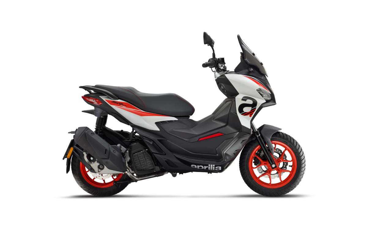 Aprilia SR GT 200 Sport lateral