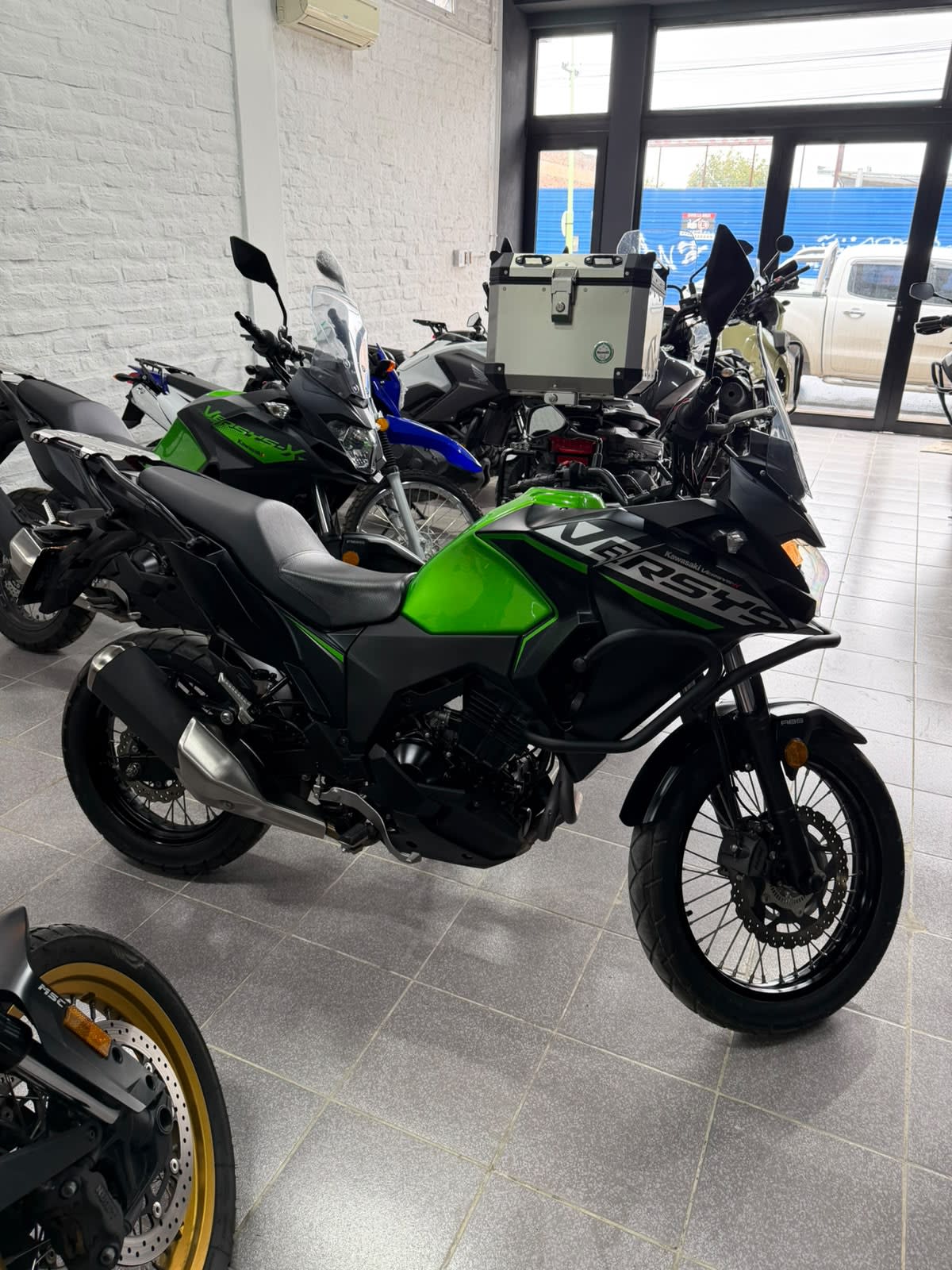 Kawasaki Versys 300 - Thumbnail 2