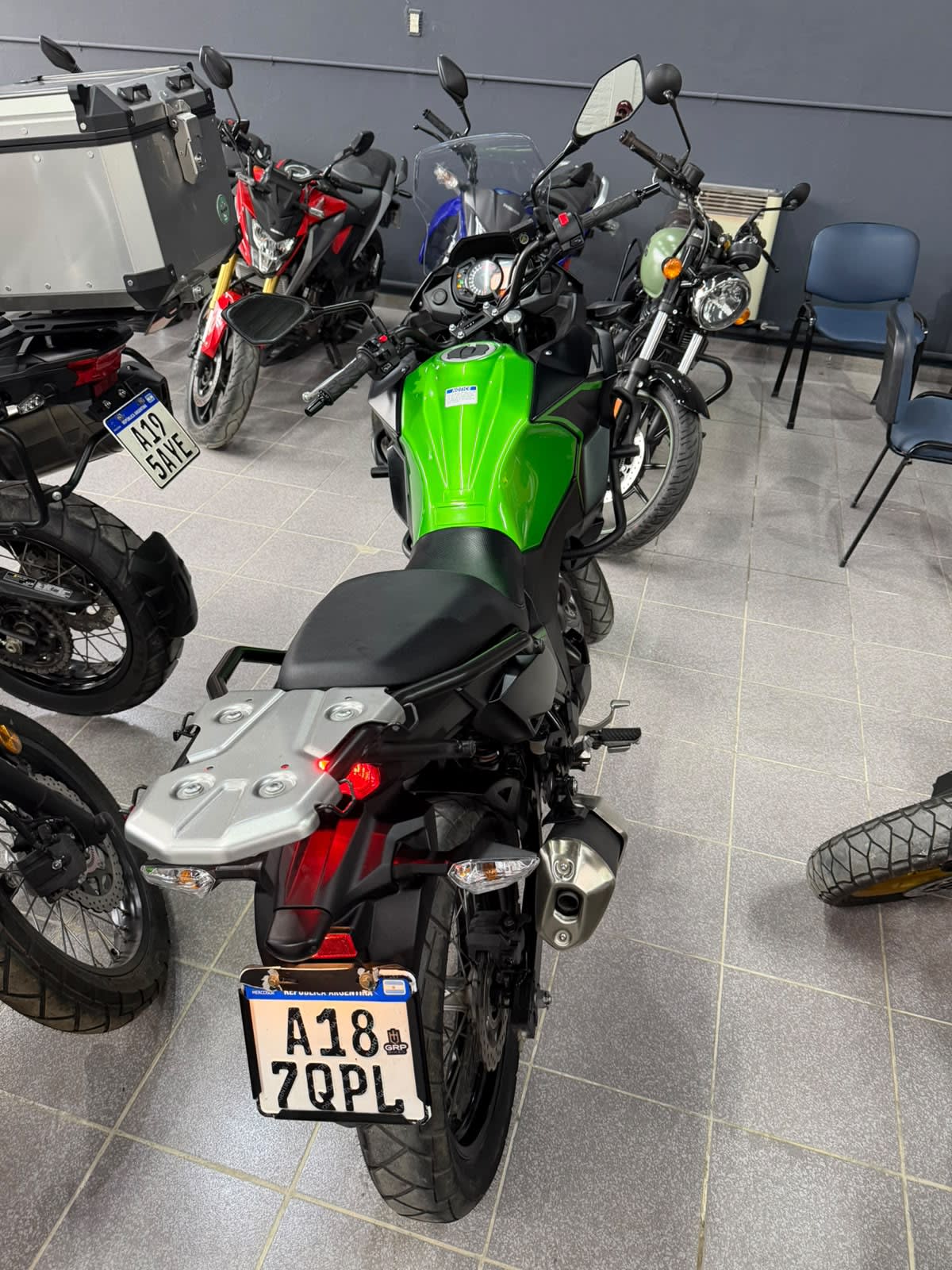 Kawasaki Versys 300 - Thumbnail 3