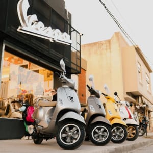Inauguración Vespa Bahía #007