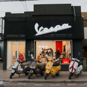 Inauguración Vespa Bahía #012