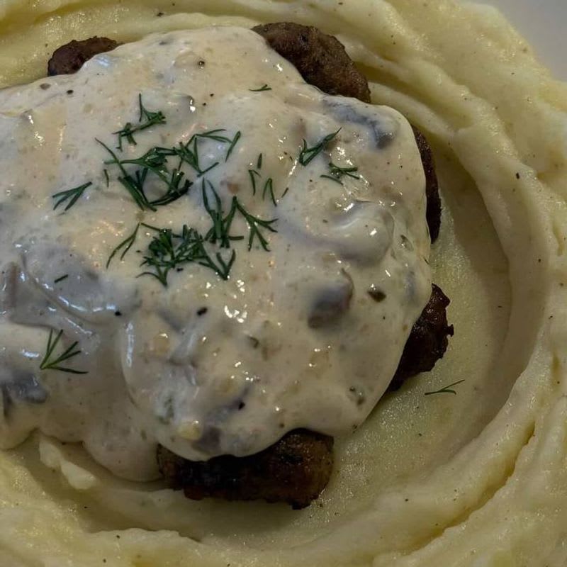 KOFTE MANTARLI PATETES PURESI