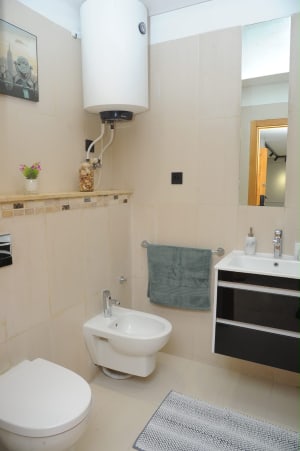 Appartement de 100 m² avec 2 chambres à louer – Ziraoui, Casablanca