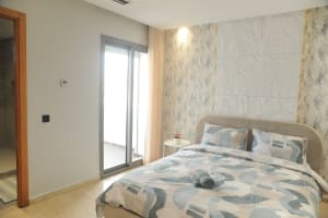 Appartement de 100 m² avec 2 chambres à louer – Ziraoui, Casablanca