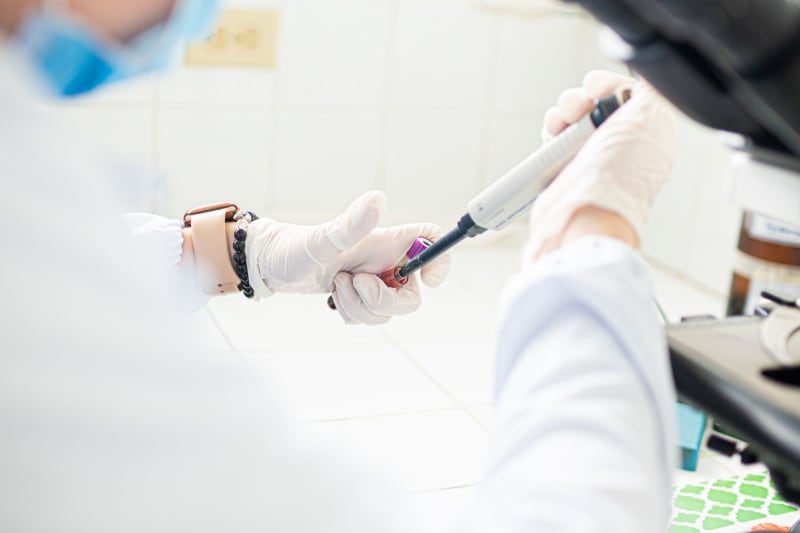 Groundbreaking Blood Test Identifies Dementia Risk Decades Before Cognitive Decline
