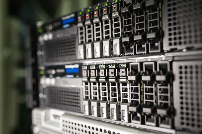 Revolutionary Light-Based Chip Unlocks Sustainable Future for Power-Hungry AI