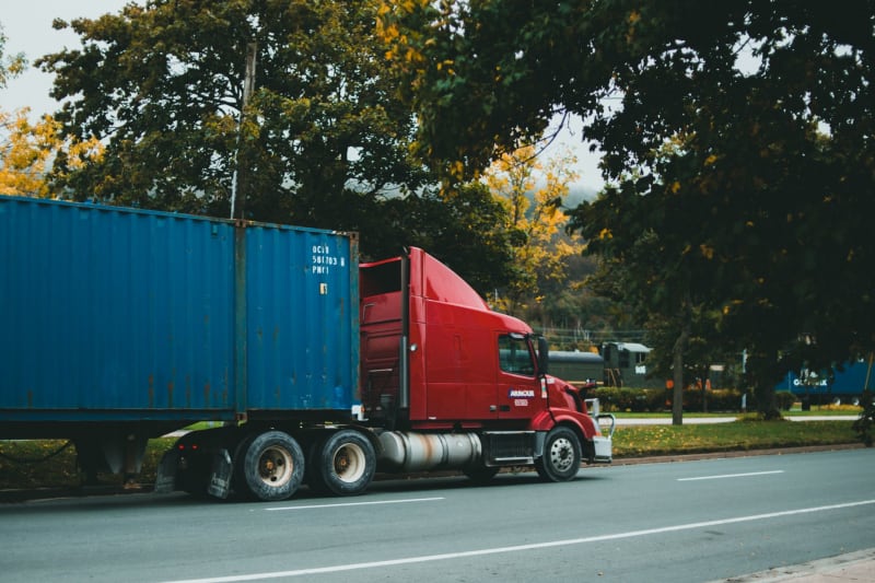 TikTok's Bold E-commerce Gambit: Challenging Amazon Prime with a New US Fulfillment Network