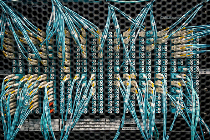 Amazon's AI Ambitions Fuel AWS Growth, But Rapid Investment Erases Free Cash Flow