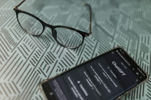 AI Chatbots Falter on News Accuracy, Sourcing Ahead of Crucial Midterms
