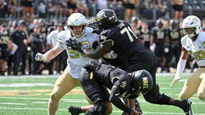 Unconventional Investment Strategy Fuels Defensive Tackle Jordan van den Berg's NFL Aspirations