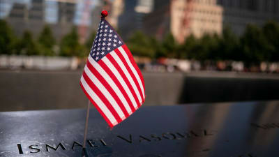 Ex-Mayor Giuliani's push for 9/11 fund access ignites eligibility controversy