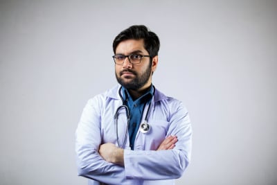 Medical Professionals Cite Alarming Cognitive Decline, Urge Urgent Presidential Intervention