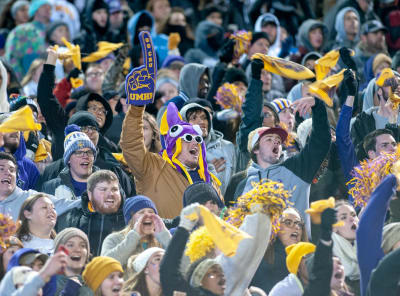 Steelers Faithful Weigh In: Is Aaron Rodgers the Spark or a Sideline Spectacle for Pittsburgh?