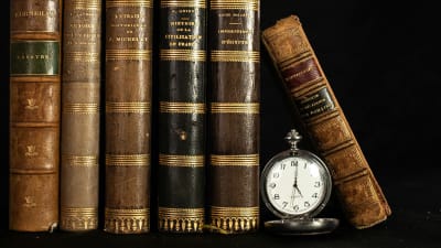 Timeless Sci-Fi Classics: Essential Reads for Navigating 2026's Future