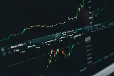 Tech Stock Crossroads: Marvell, Megaport, Sony Face Divergent Analyst Outlooks