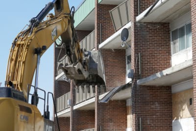 Arlington's Skyline Transforms: Sheraton Demolished for Future Loews Hotel