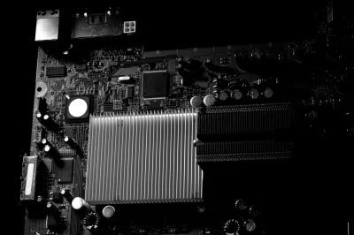 Iluvatar CoreX Semiconductor Earns New Buy Rating Amidst Tech Sector Surge