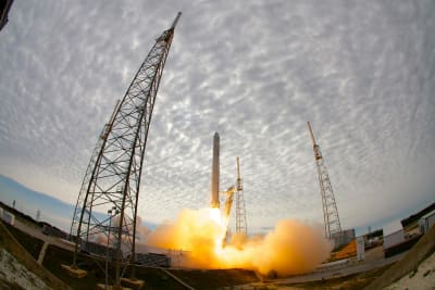 SpaceX's Starship: A New Era of Instant Global Travel and Business Disruption