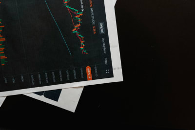 Indian Equities Plunge: Sensex Dives 890 Points as Global Headwinds Trigger Widespread Sell-Off