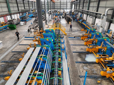 US-China Tech War Escalates: New Export Controls Reshape Global Economic Landscape