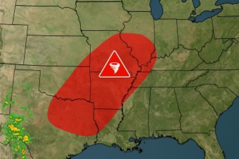 High Winds and Tornado Watches Issued Across Plains, Mississippi Valley — Storm System Amplifies Risk